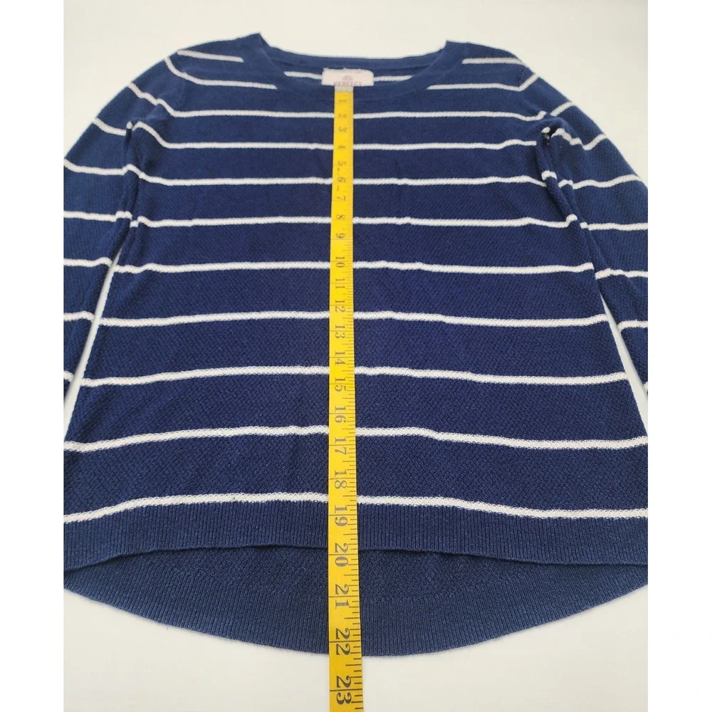 So Perfect Pullover Sweater XS Navy Blue/ White‎ Beachy Light Sweater